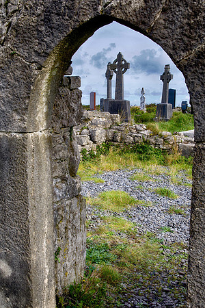 Na Seacht Dteampaill - Seven Churches